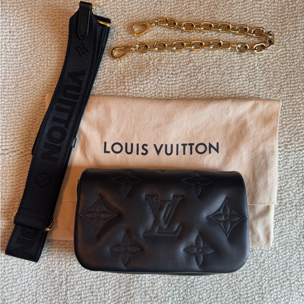 Louis Vuitton Bubblegram Black Clutch with Gold Chain